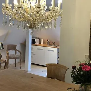 20 In Der Kunaustrasse Apartment