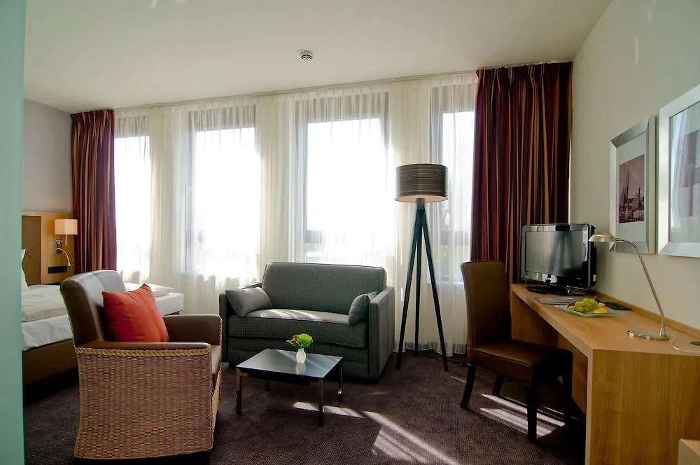 Achat Hotel Muenchen Sued Мюнхен
