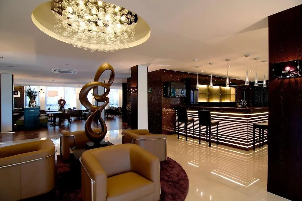 Achat Hotel Muenchen Sued 4*, Мюнхен